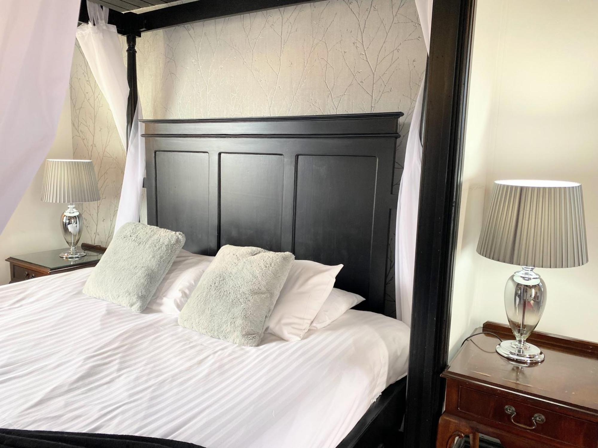 Ochil 9 With Private Hot Tub - Fife - Loch Leven - Lomond Hills - Pet Friendly Βίλα Kelty Εξωτερικό φωτογραφία